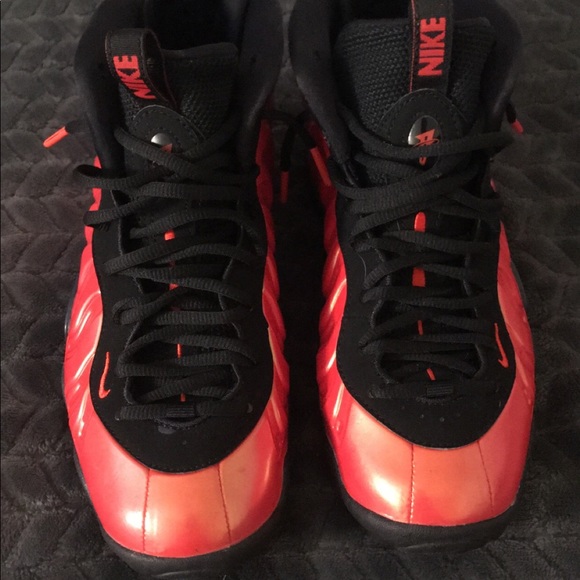 orange nike foams